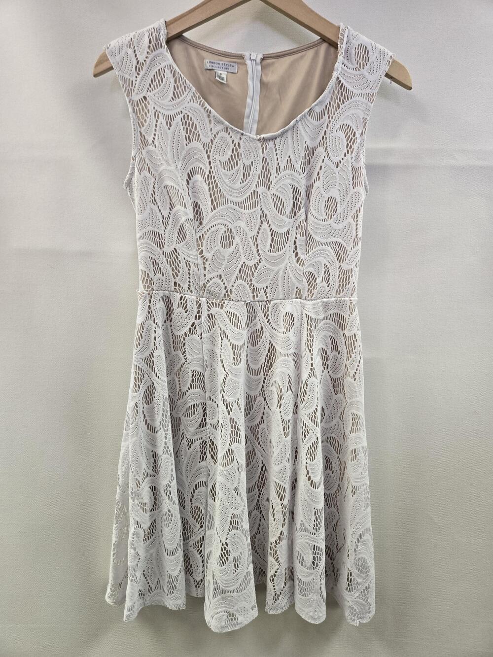 London Style Collection Dress Womens 8 White Lace Overlay Fit Flare Sleeveless